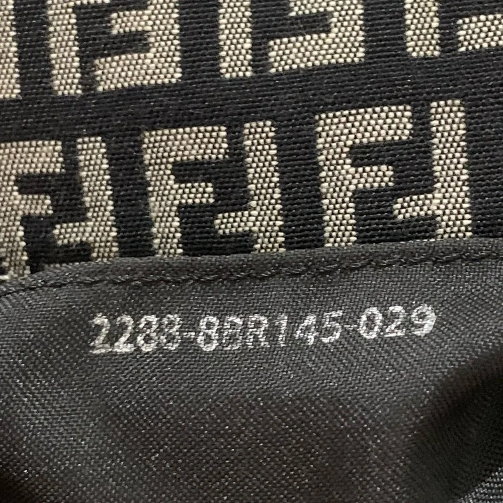FENDI bag - Picture 7 of 14